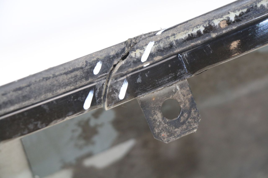 photo de LEFT LOWER FAIRING JONWAY AZTRAL 125 (2008 - 2017) - Alternative perspective