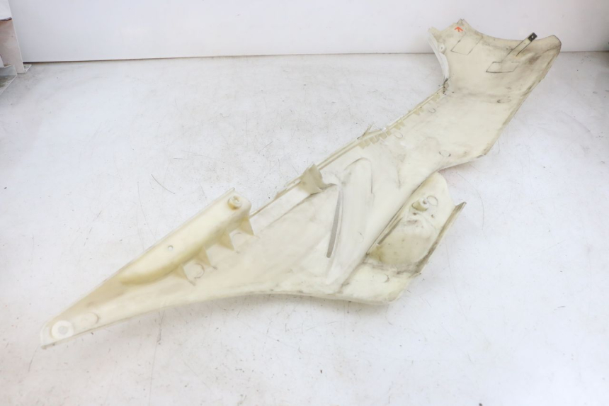 photo de LEFT LOWER FAIRING JONWAY AZTRAL 125 (2008 - 2017) - Alternative perspective