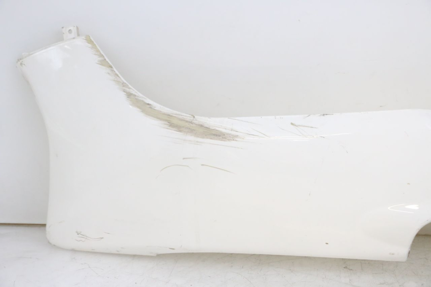 photo de LEFT LOWER FAIRING JONWAY AZTRAL 125 (2008 - 2017) - Surface and material condition