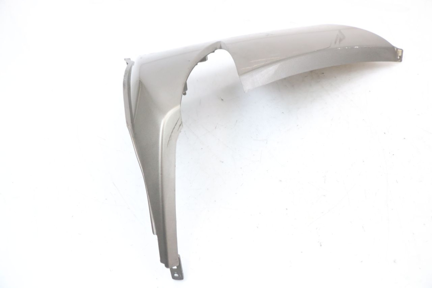 photo de LEFT BELLY PANEL PEUGEOT CITYSTAR 50 (2013 - 2017) - Fixing points details