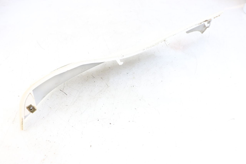 photo de LEFT BELLY PANEL SYM FIDDLE 2 50 (2008 - 2013) - Fixing points details