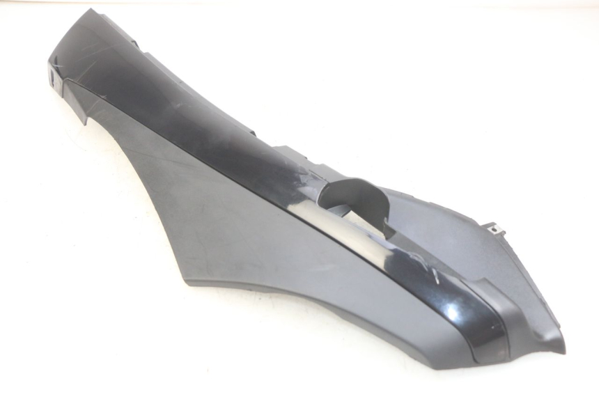 photo de LEFT LOWER FAIRING PIAGGIO FLY 4T 50 (2013 - 2017) - Markings and original references