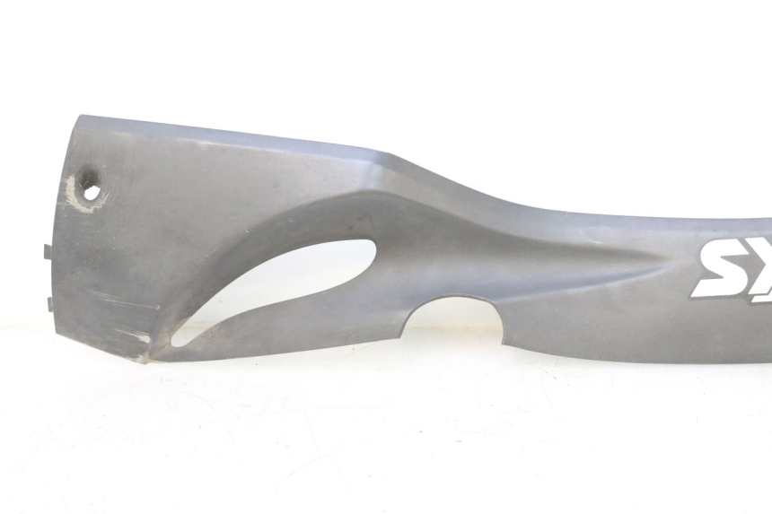 photo de LEFT BELLY PANEL SYM GTS EVO 125 (2009 - 2013) - Component detail
