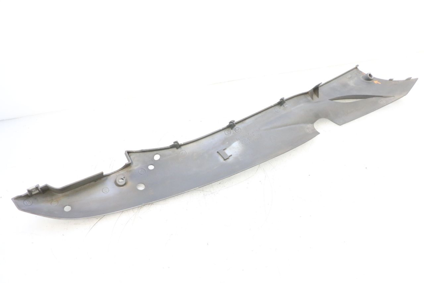 photo de LEFT BELLY PANEL SYM GTS EVO 125 (2009 - 2013) - Checked used part
