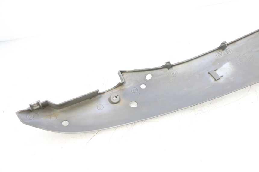 photo de LEFT BELLY PANEL SYM GTS EVO 125 (2009 - 2013) - Markings and original references
