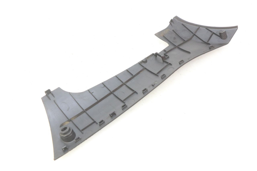 photo de LEFT LOWER FAIRING PEUGEOT KISBEE 4T 50 (2010 - 2017) - Additional view of the item