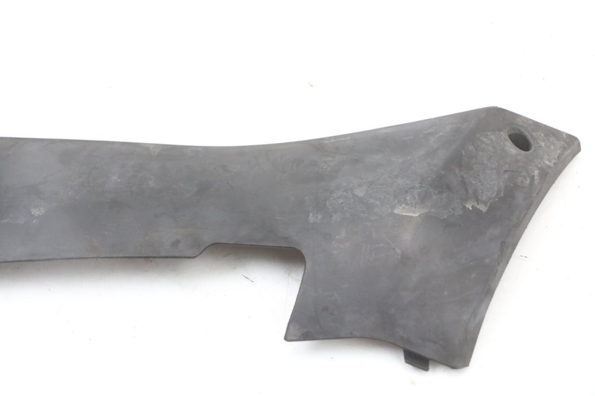 photo de LEFT LOWER FAIRING PEUGEOT KISBEE 4T 50 (2018 - 2022) - Alternative perspective