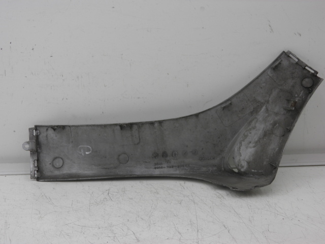 photo de LEFT BELLY PANEL KYMCO SPACER 50 (1998 - 2009) - Zoom on usage condition