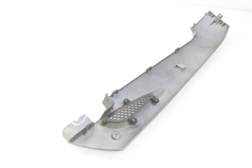 photo de LEFT BELLY PANEL KYMCO LIKE 4T 50 (2009 - 2018) - Zoom on usage condition