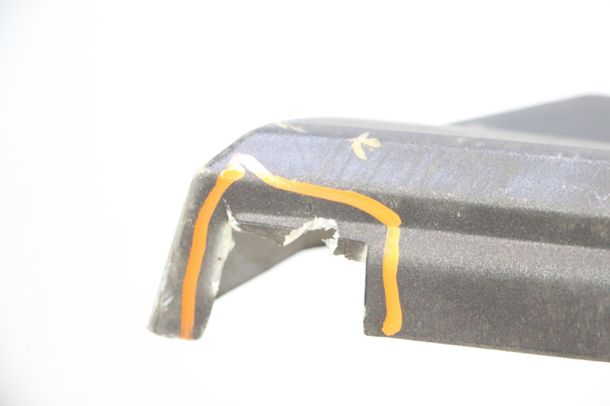 photo de LEFT BELLY PANEL KEEWAY MATRIX RX9 125 (2006 - 2007) - Surface and material condition