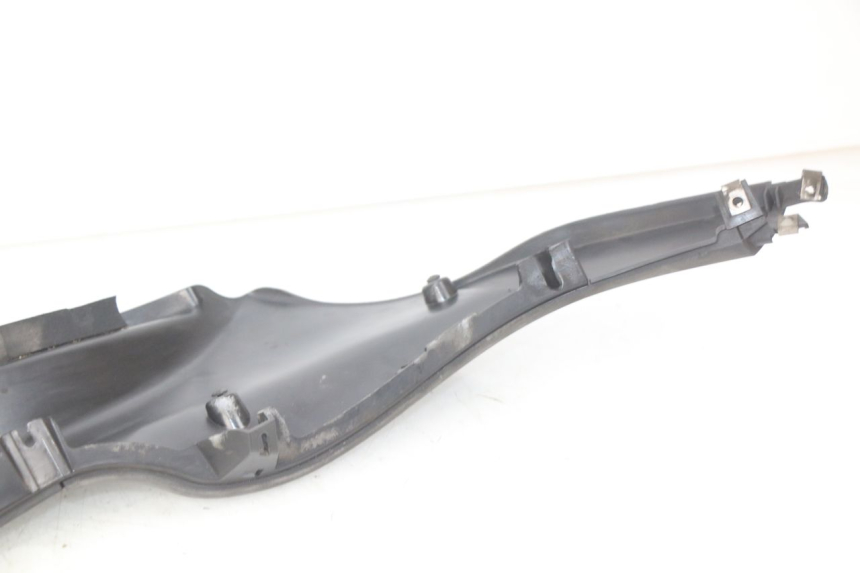 photo de LEFT LOWER FAIRING PIAGGIO MP3 LT 300 (2010 - 2016) - Component detail