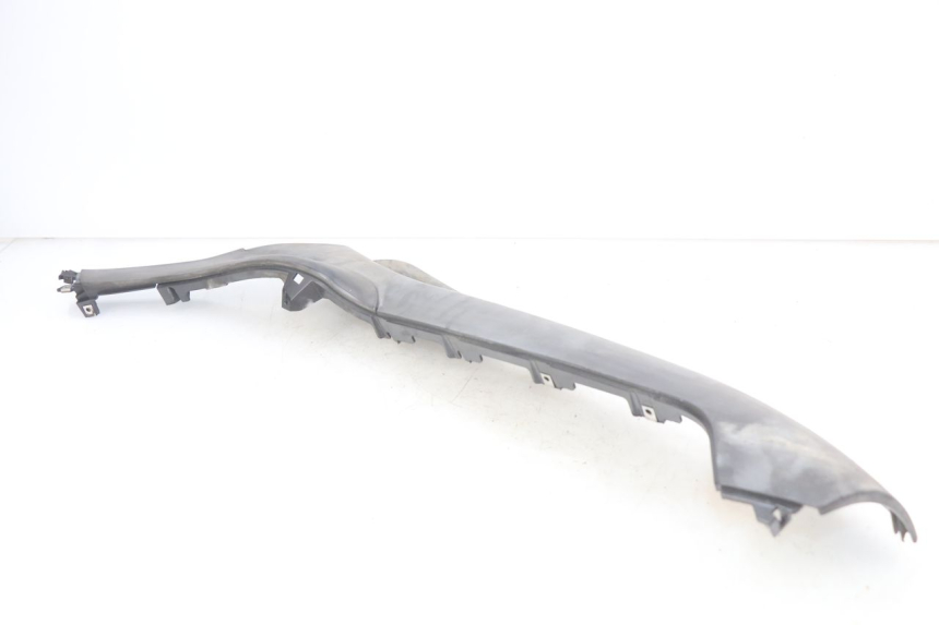 photo de LEFT LOWER FAIRING PIAGGIO MP3 LT 300 (2010 - 2016) - Checked used part