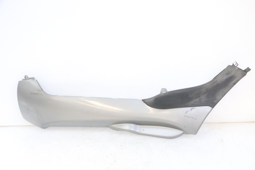 photo de LEFT LOWER FAIRING PIAGGIO MP3 LT 300 (2010 - 2016) - Main view