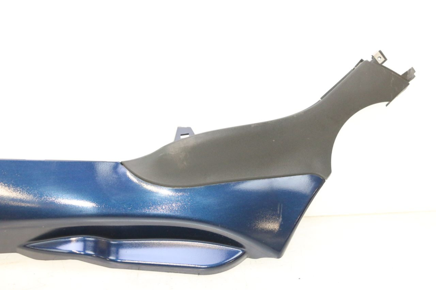 photo de LEFT BELLY PANEL PIAGGIO MP3 LT 400 (2007 - 2012) - Supplementary product photo