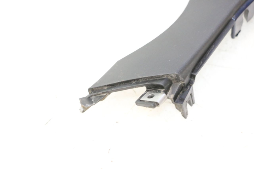 photo de LEFT BELLY PANEL PIAGGIO MP3 LT 400 (2007 - 2012) - Markings and original references