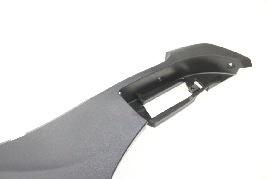 photo de LEFT BELLY PANEL PIAGGIO MP3 500 (2014 - 2017) - Additional view of the item