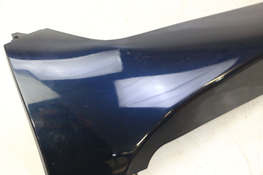 photo de LEFT BELLY PANEL PIAGGIO MP3 RL 250 (2006 - 2010) - Alternative perspective