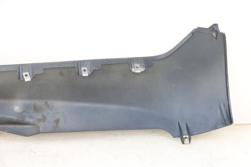 photo de LEFT BELLY PANEL PIAGGIO MP3 RL 250 (2006 - 2010) - Alternative perspective