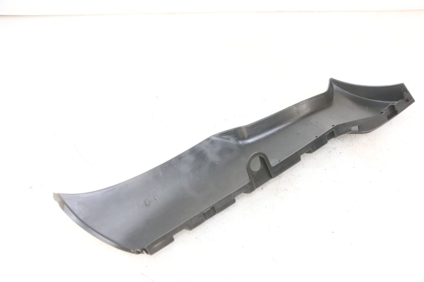 photo de LEFT BELLY PANEL PIAGGIO NRG POWER PUREJET 50 (2018 - 2021) - Technical close-up