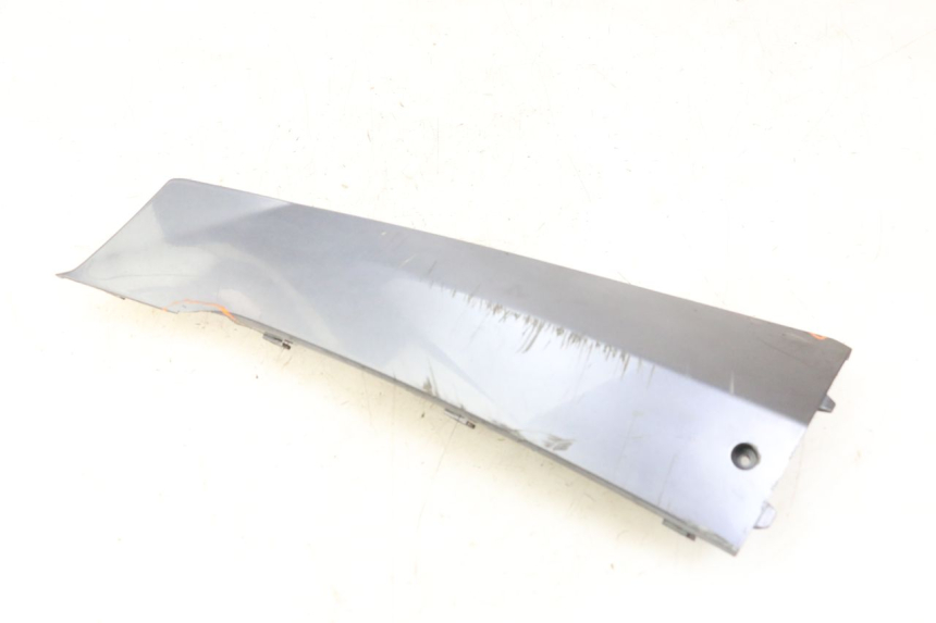 photo de LEFT BELLY PANEL PEUGEOT BELVILLE 125 (2017 - 2021) - Markings and original references