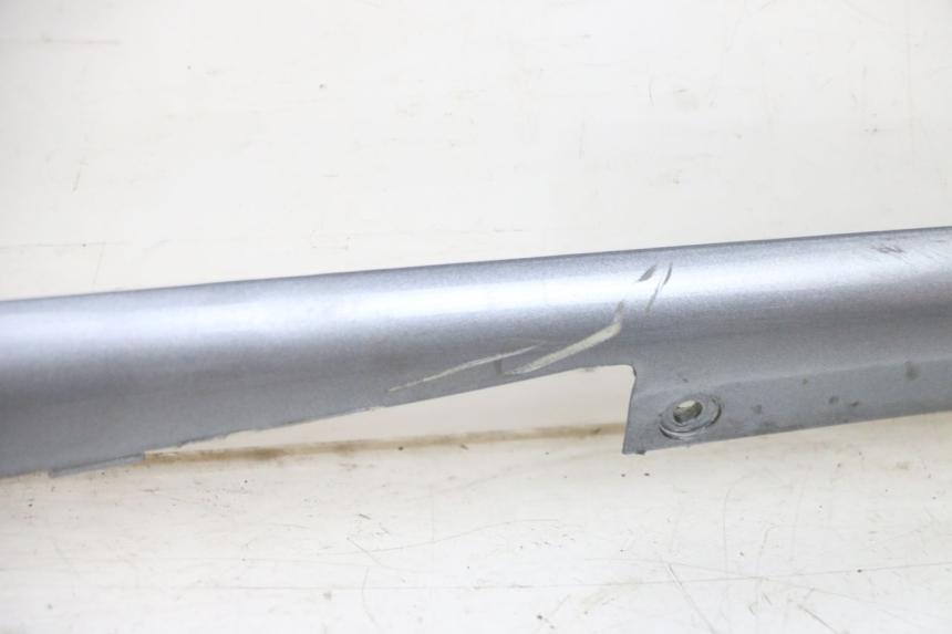 photo de LEFT BELLY PANEL EFUN PUSA 1 - Distinctive features