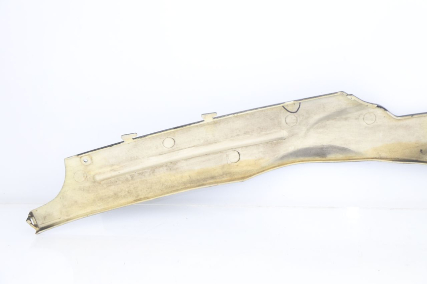 photo de LEFT BELLY PANEL ROADSIGN WALLABY 50 (2009 - 2014) - Fixing points details