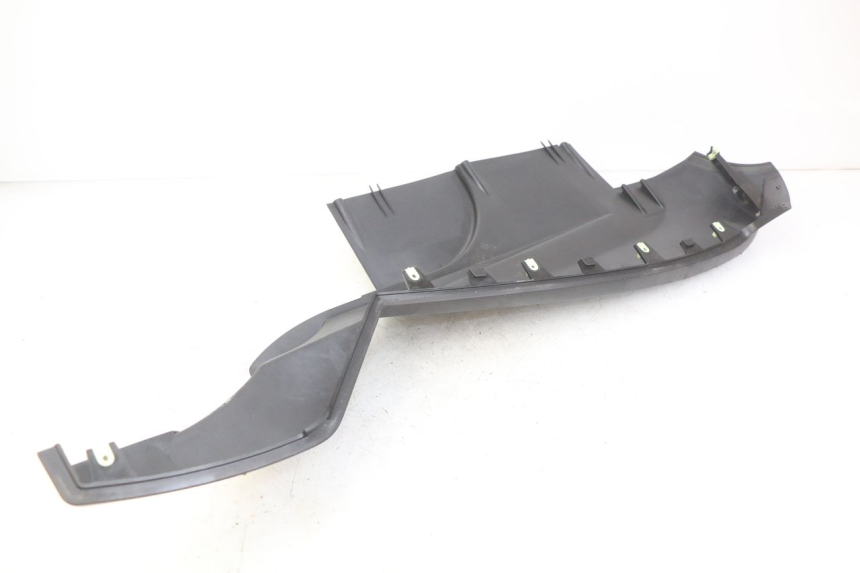 photo de LEFT LOWER FAIRING PEUGEOT SATELIS 125 (2010 - 2012) - Component zoom