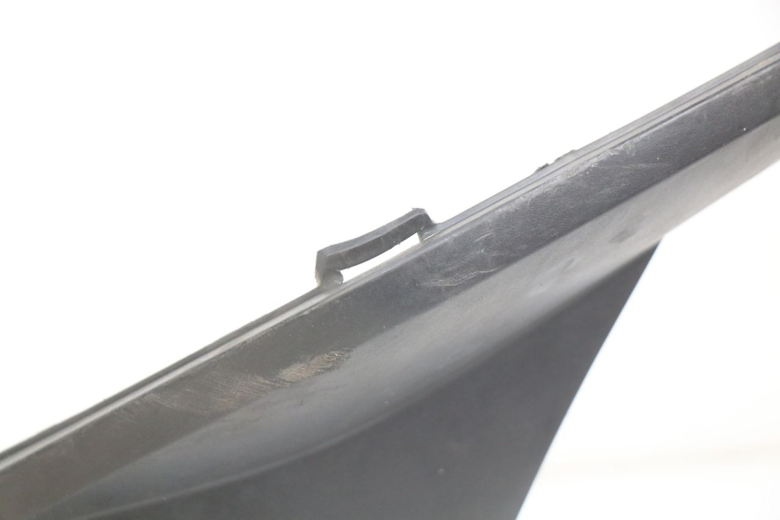 photo de LEFT LOWER FAIRING PEUGEOT SATELIS 125 (2006 - 2009) - Component detail