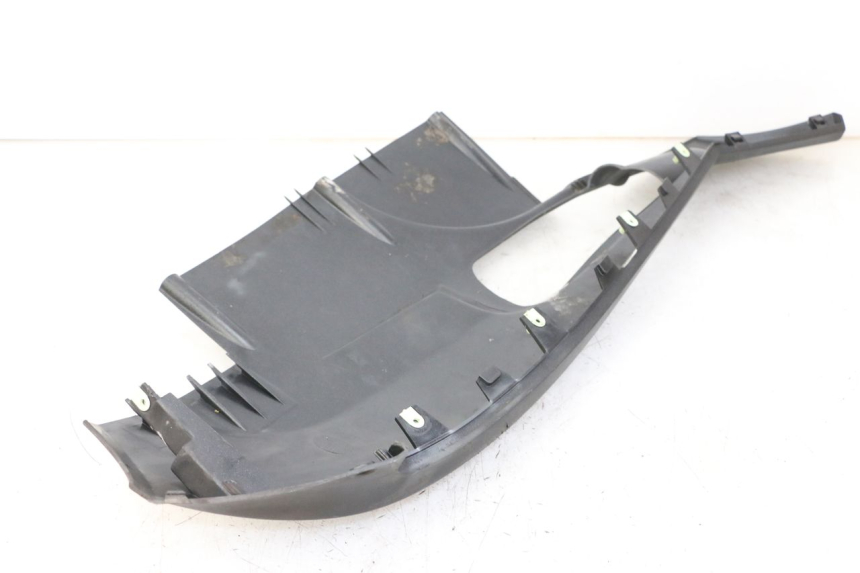 photo de LEFT BELLY PANEL PEUGEOT SATELIS 125 (2013 - 2018) - Component detail
