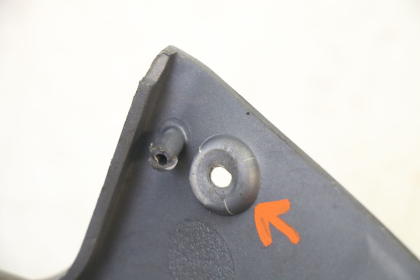 photo de LEFT BELLY PANEL PEUGEOT SATELIS 250 (2006 - 2012) - Checked used part