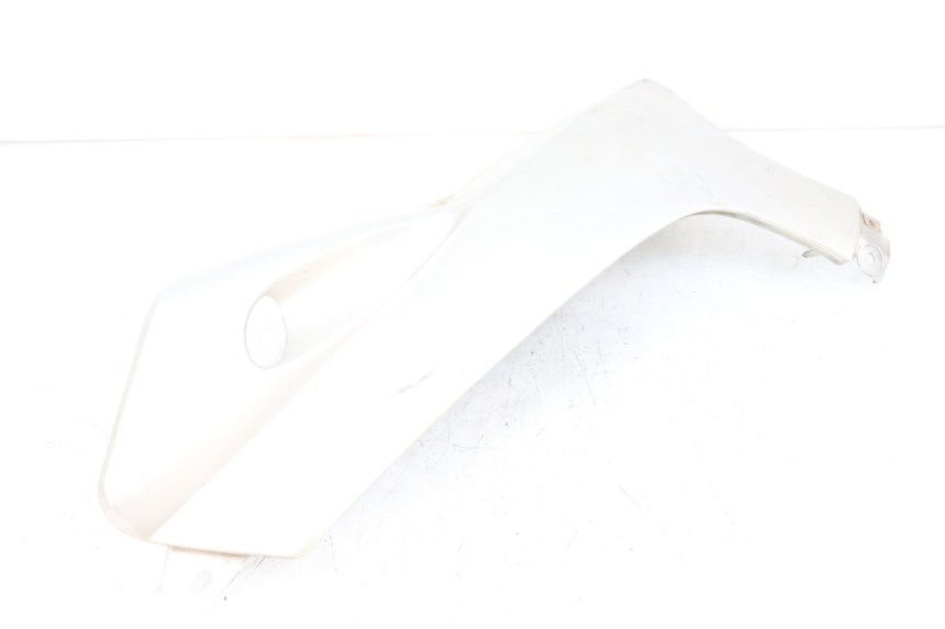 photo de LEFT LOWER FAIRING PEUGEOT SPEEDFIGHT 100 (1997 - 2007) - Zoom on usage condition