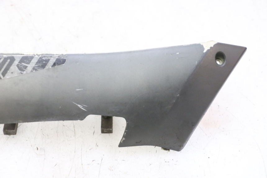 photo de LEFT BELLY PANEL PEUGEOT STREETZONE I NAKED 2T 50 (2018 - 2020) - Surface and material condition