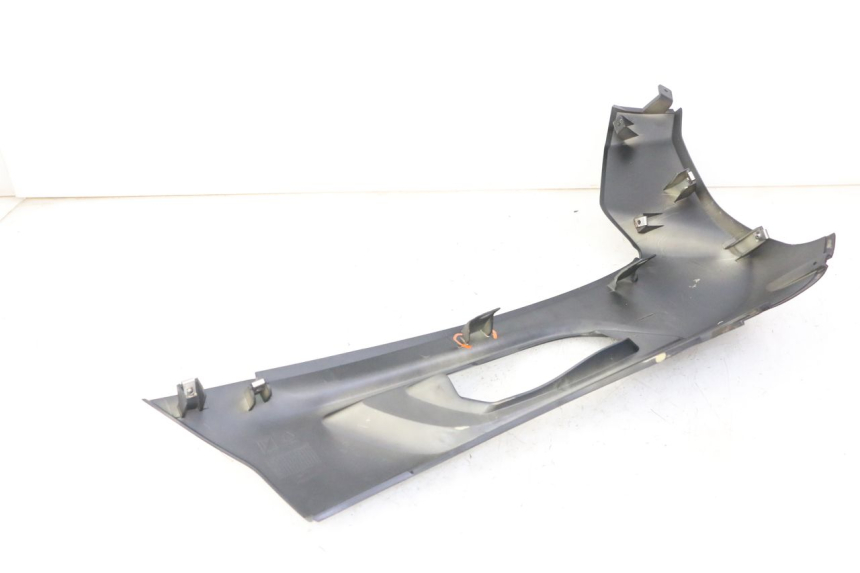 photo de LEFT LOWER FAIRING APRILIA SXR 50 (2021 - 2023) - Product overview