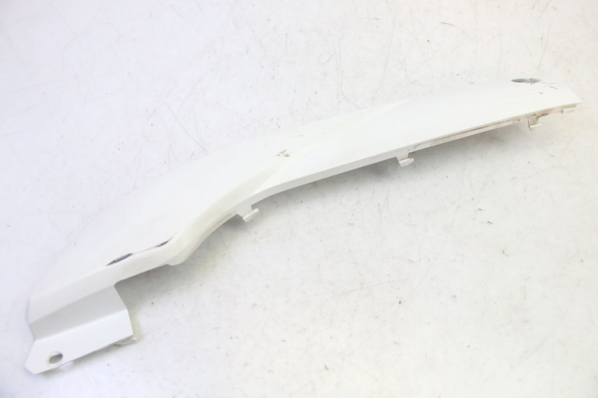 photo de LEFT BELLY PANEL PEUGEOT TWEET PRO EFI 4T 50 (2021 - 2022) - Fixing points details