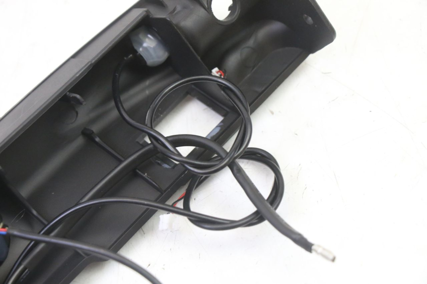 photo de LEFT LOWER FRAME DUALTRON VICTOR LIMITED 1 - High-resolution close-up