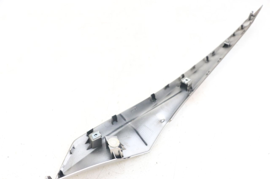 photo de LEFT LOWER FAIRING YAMAHA XMAX X-MAX ABS 125 (2017 - 2020) - Product overview