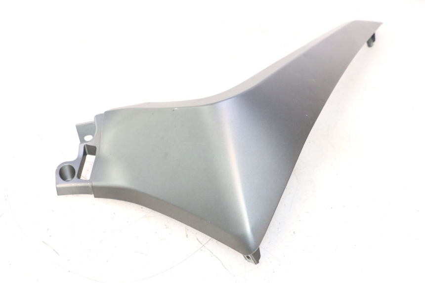 photo de LEFT BELLY PANEL YAMAHA X-MAX XMAX 125 (2010 - 2013) - Component detail