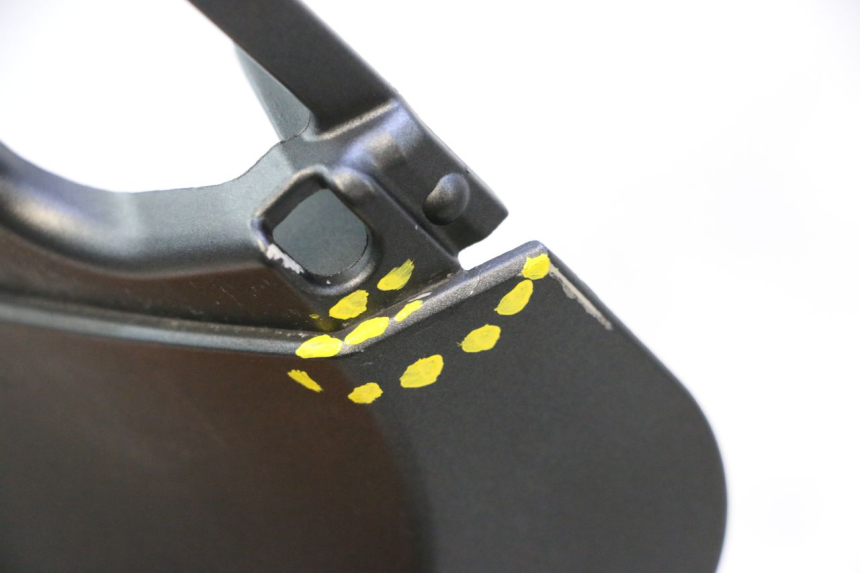 photo de LEFT BELLY PANEL YAMAHA X-MAX XMAX 125 (2010 - 2013) - Surface and material condition