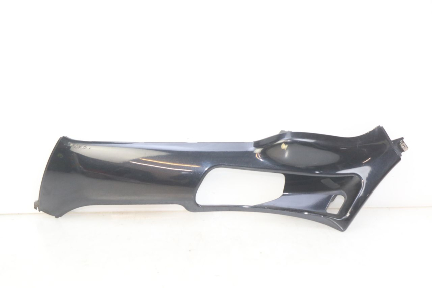 photo de LEFT LOWER FAIRING PIAGGIO X8 125 (2004 - 2007) - Main view