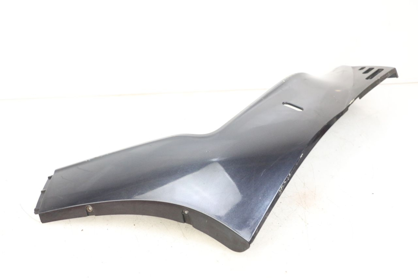 photo de Left side lower body shell KYMCO XCITING 250 (2006 - 2009) - Markings and original references