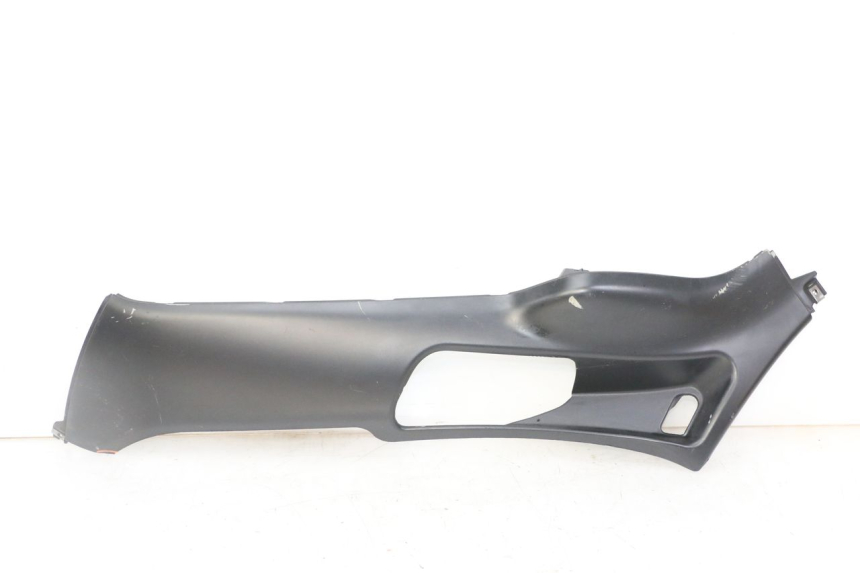 photo de LEFT LOWER FAIRING PIAGGIO XEVO - X EVO 125 (2007 - 2017) - Main view