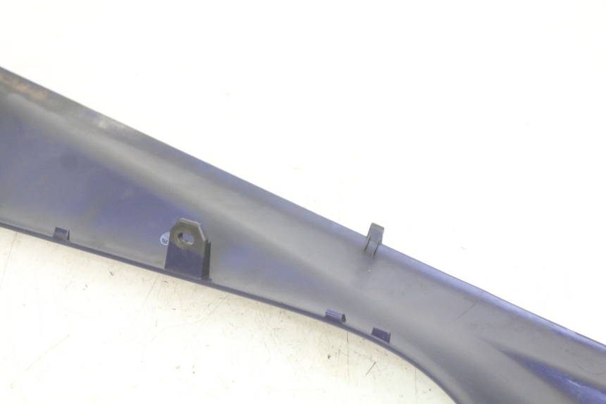 photo de LEFT LOWER FAIRING YAMAHA YP MAJESTY 400 (2004 - 2008) - Component zoom