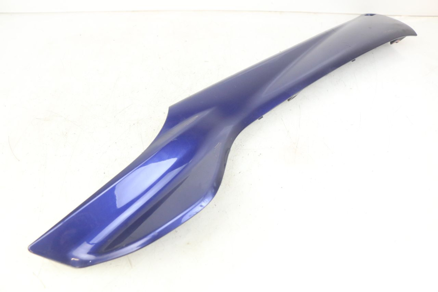 photo de LEFT LOWER FAIRING YAMAHA YP MAJESTY 400 (2004 - 2008) - Zoom on usage condition