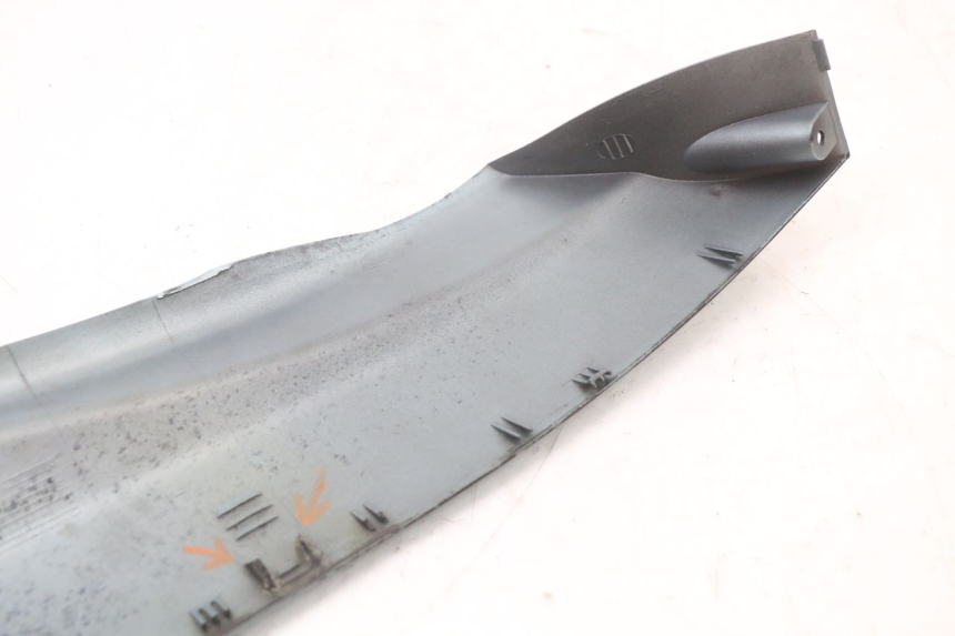 photo de LEFT BELLY PANEL YAMAHA YP MAJESTY 125 (2002 - 2006) - Checked used part