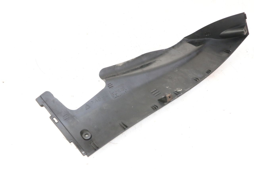 photo de LEFT BELLY PANEL YAMAHA YP MAJESTY 125 (2007 - 2010) - Alternative perspective