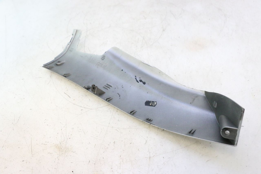 photo de LEFT BELLY PANEL YAMAHA YP MAJESTY 125 (2002 - 2006) - Alternative perspective