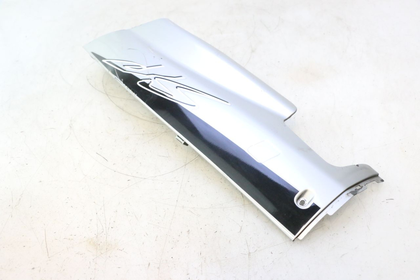 photo de LEFT BELLY PANEL YAMAHA YP MAJESTY 125 (2002 - 2006) - Product overview