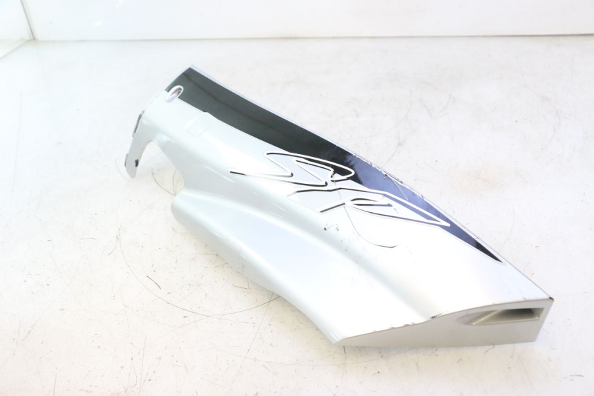 photo de LEFT BELLY PANEL YAMAHA YP MAJESTY 125 (2002 - 2006) - Surface and material condition