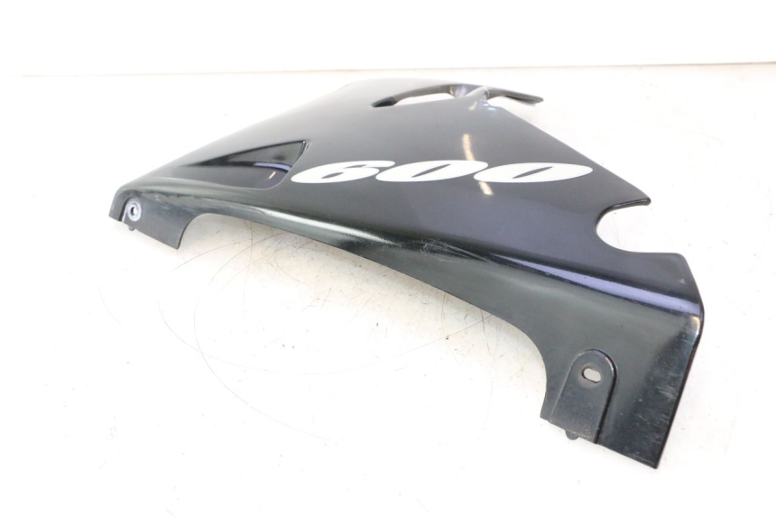photo de LEFT BELLY PANEL KAWASAKI ZZR 600 (1995 - 2004) - Fixing points details