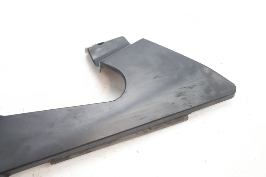 photo de BELLY PANEL SUZUKI GSR 600 (2005 - 2012) - Zoom on usage condition